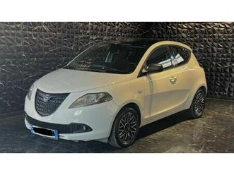 lancia ypsilon , panorama