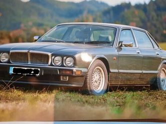 jaguar xj6