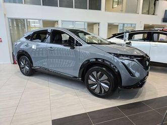 63kwh advance auto 5dr 7.4kw charger