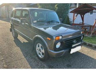lada niva urban 4x4 1.7,12.000km!!!