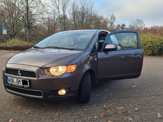 mitsubishi colt benzin 68 ps 2011 tüv/2027 start/stop parkhife