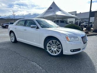 used 2011 chrysler 300c base