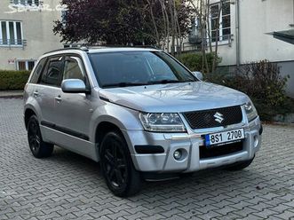 suzuki grand vitara, ii 2.0i lpg 4x4 kůže xenony