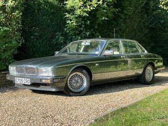 (jaguar) xj40 3.6 40k low mileage, mot, moorlands green vgc