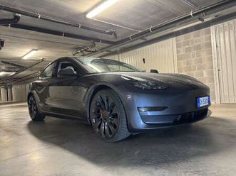 performance dual motor awd