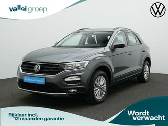 volkswagen t-roc 1.5 tsi 150 pk dsg style | trekhaak | achteruitrijcamera | navigatie | adaptive cruise
