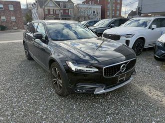 used 2018 volvo v90 cross country t5