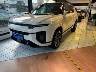 2wd 6a/t lux leder( beige) zwei-farben lackierung