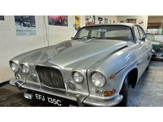 1965 jaguar 420g .......px possible..........