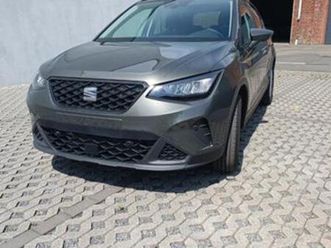 ② seat arona zo goed als nieuw,1900km met automaat,opties — seat — 2ememain