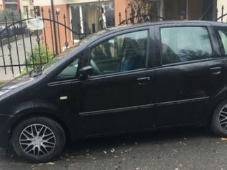 продавам фиат идеа в отлично състояние.