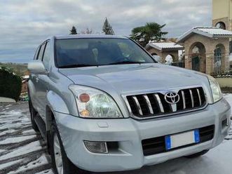 kdj125 5p 3.0 d-4d executive auto my05