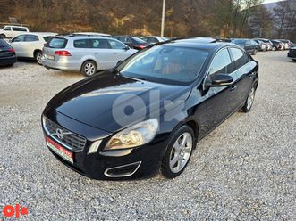 volvo s60 r-desing 2011.god 1.6 hdi 84kw reg 5/26 extra