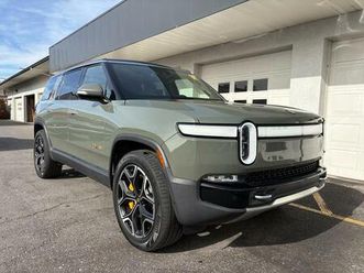 2023 rivian r1s launch edition
