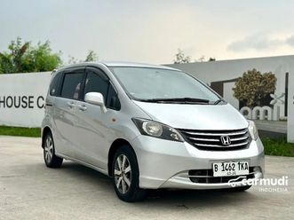 2010 honda freed 1.5 mpv