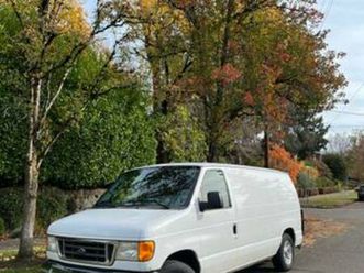2006 ford e-150 van with tommygate lift