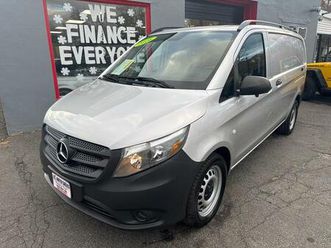 2016 mercedes-benz metris base