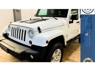 2012 jeep wrangler unlimited 2.8 crd sahara auto a vendre