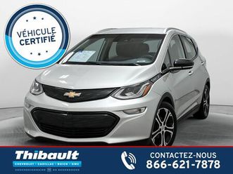 premier cuir volant et sièges chauffants