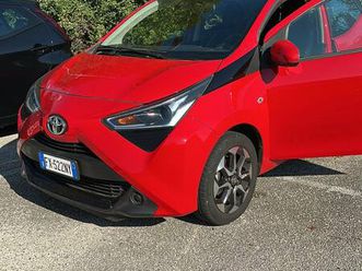 aygo 2ª serie aygo connect 1.0 vvt-i 72 cv 5 porte x-wave
