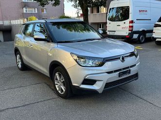 ssang yong tivoli