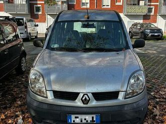 renault kangoo usata