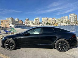 tesla model s plaid awd