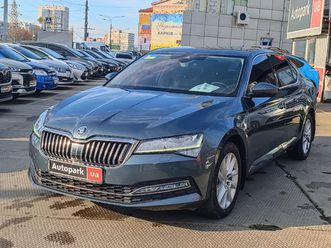 skoda superb 2021