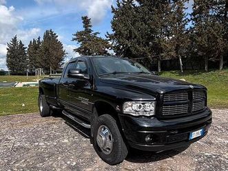 dodge ram 3500 doppie ruote posteriori