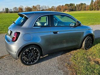 fiat 500e la prima