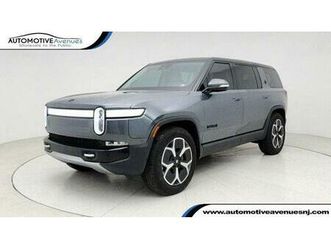 2024 rivian r1s adventure dual-motor large pack