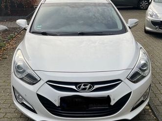 HYUNDAI I40 SW hyundai-i40-cw-2-0-gdi-style-plus-paket