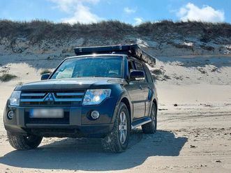 mitsubishi pajero camper/ overlander