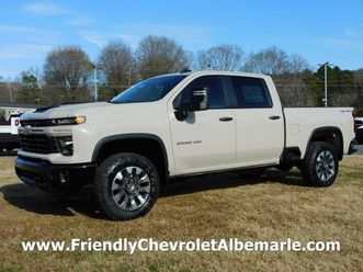 new 2026 chevrolet silverado 2500 custom