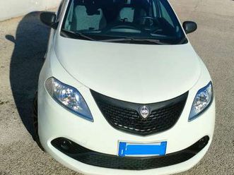 ypsilon 1.2 elefantino blu ecochic gpl 69cv my19
