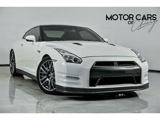used 2016 nissan gt-r premium