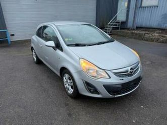 ② opel corsa1,3td airo gps 2012 euro5 276000km — opel — 2ememain
