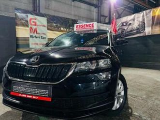 ② skoda karoq 1.0tfsi dsg - carplay - airco - sport — skoda — 2ememain