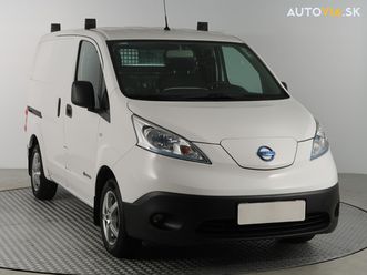 nissan e-nv200 24 kwh soh 85, za 7 600 €