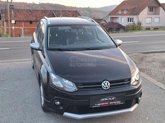 volkswagen cross polo