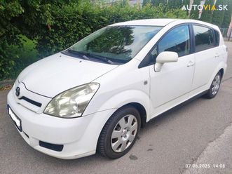 toyota corolla verso 1.6 vvt-i terra za 1 950 €