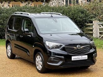2022 vauxhall combo life 1.5 se (100ps)