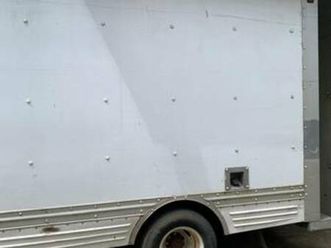 2007 ford e-450 14ft cube van – only 135k miles – ready for work