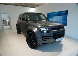 land rover defender 110 4.4 v8 mhev octa black awd 635cv auto del 2025 usata a venezia