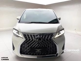 2020 lexus lm 350 3.5 7 seater mpv