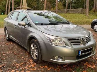 avensis combi 2.0 d-4d