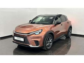 lexus lbx 1.5 emotion+