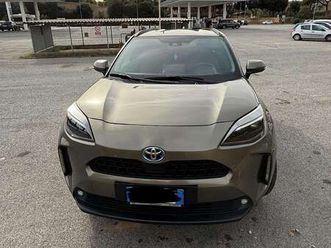 yaris crosscross 1.5h trend fwd 116cv e-cvt