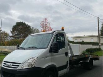 dépanneuse equip men iveco 35c12 2.3 turbo diesel 160chevaux