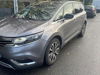 renault, espace initial de paris